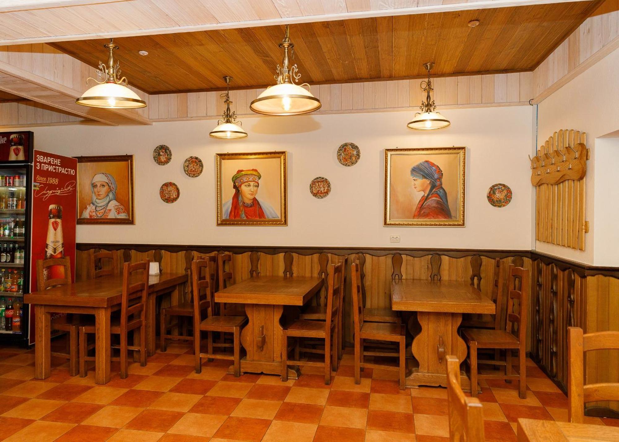 Hotel Gostyniy Dvir Synevir Synevyr Esterno foto