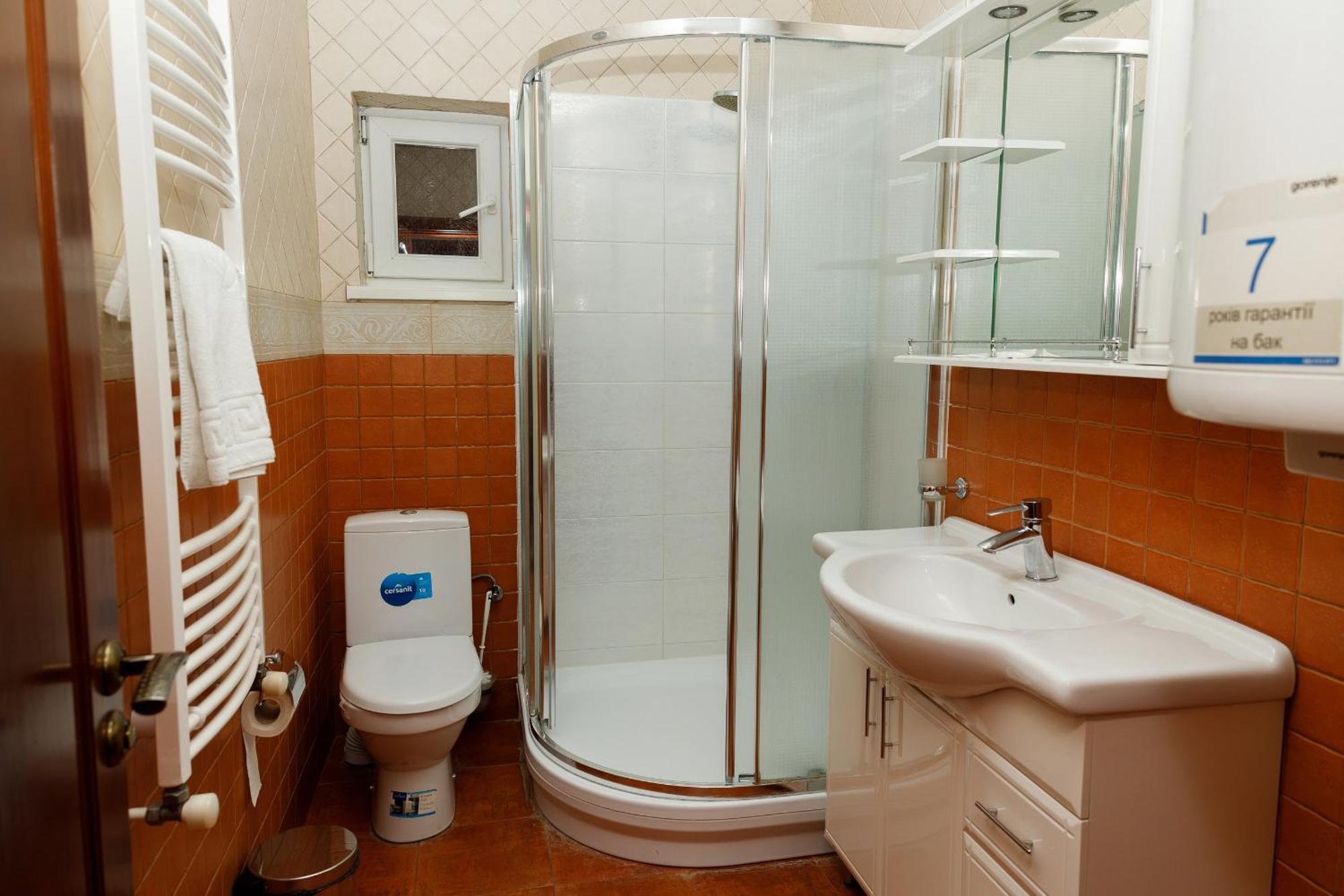 Hotel Gostyniy Dvir Synevir Synevyr Esterno foto