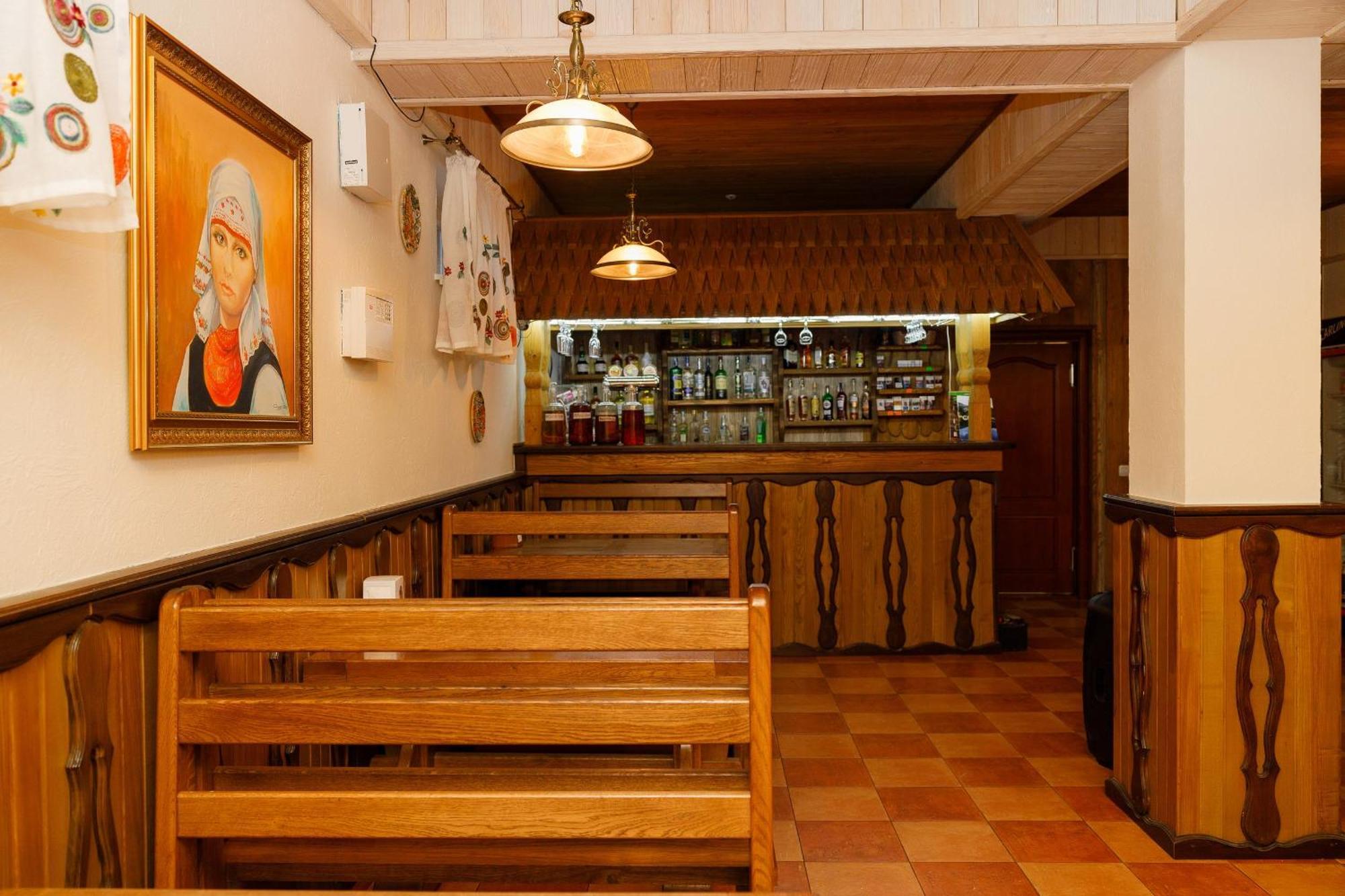 Hotel Gostyniy Dvir Synevir Synevyr Esterno foto